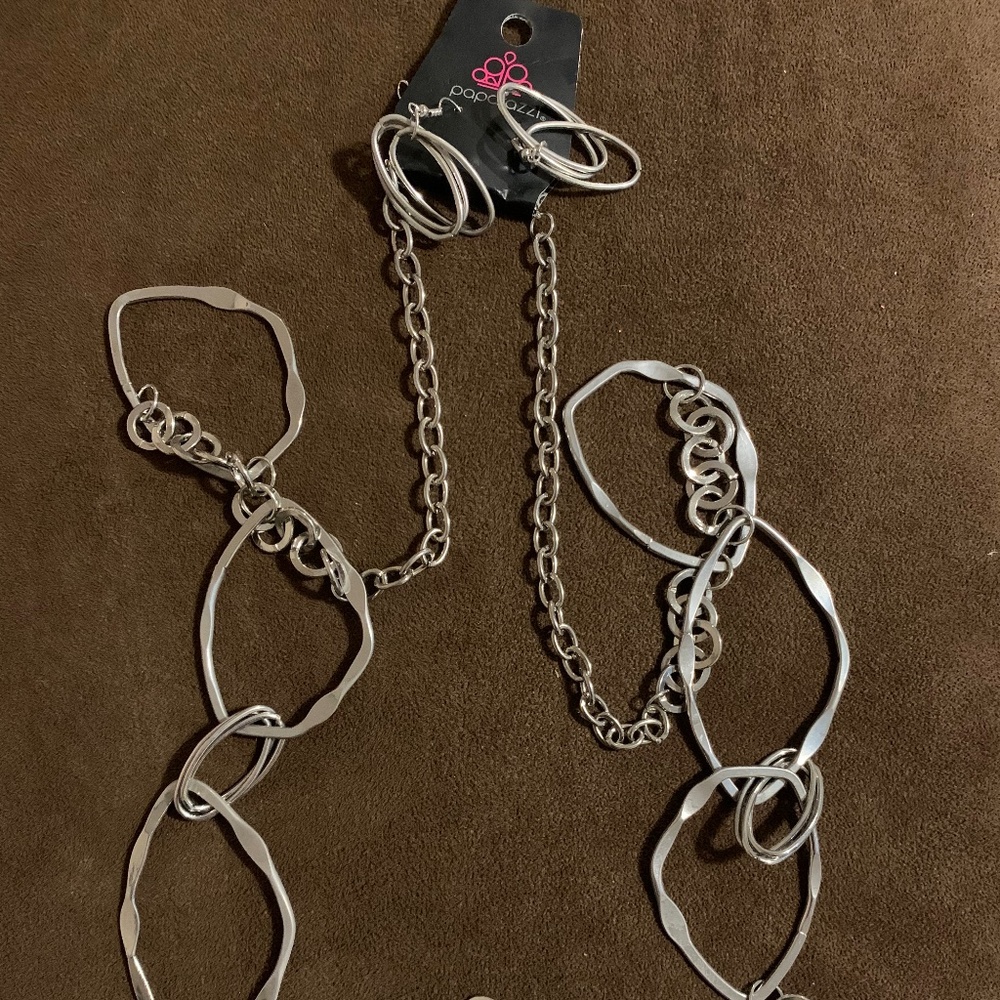 Earring & Necklace Set